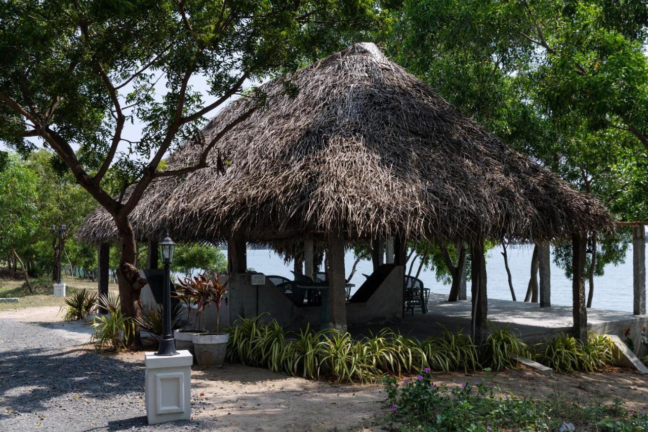 The Alampara Resort - Luxury Boutique Glamping & Water Sports Cheyūr Exteriér fotografie
