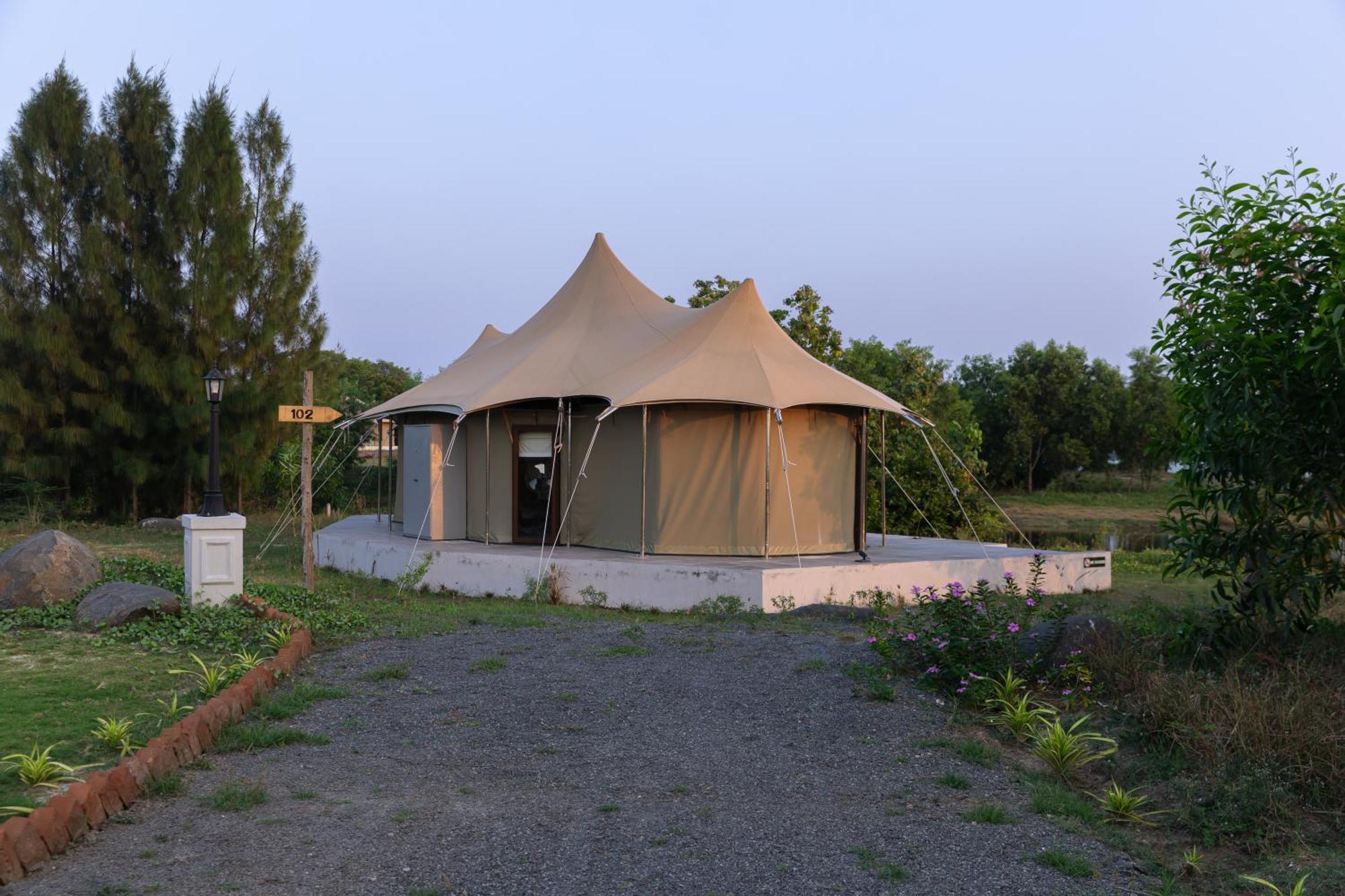 The Alampara Resort - Luxury Boutique Glamping & Water Sports Cheyūr Exteriér fotografie